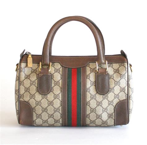 gucci articoli io donna|gucci bag logo.